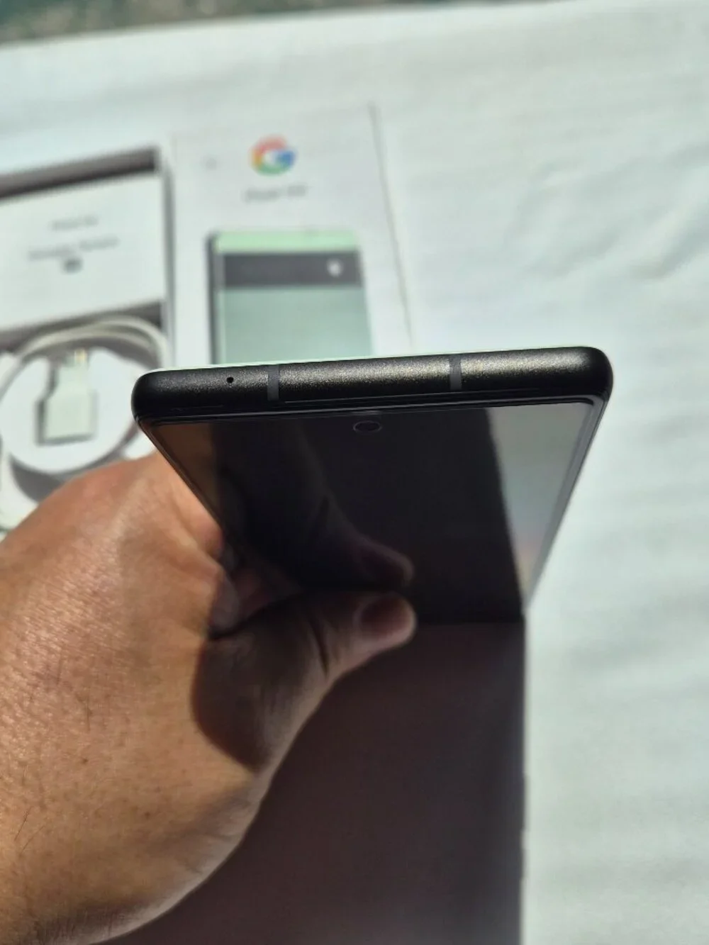 Lightly Used Google Pixel 6a 128GB Sage (Green) Factory Unlocked - Picture 10 of 10